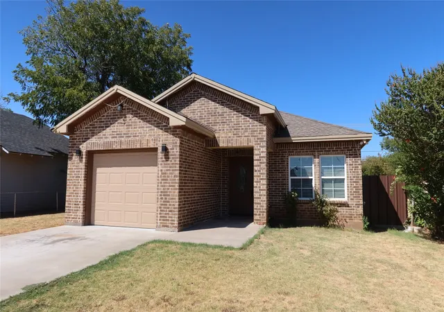 Photo 2 of Single family home for sale at 2410 Buchanan St, Wichita Falls, TX 76309 | MLS# 21379882 | Listing updated on 2026-09-11