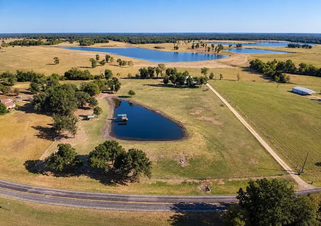 Photo 1 of Single family home for sale at 3840 Fm 1499, Paris, TX 75460 | MLS# 21380017 | Listing updated on 2026-09-28