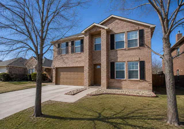 Photo 1 of Single family home for sale at 1812 Diamond Lake Trl, Justin, TX 76247 | MLS# 21364069 | Listing updated on 2026-09-08