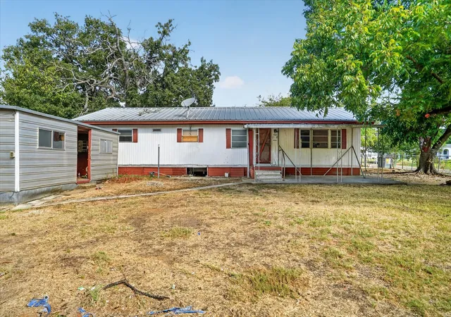 Photo 1 of Land for sale at 161 Arlington Ave, Whitney, TX 76692 | MLS# 21380303 | Listing updated on 2026-09-08