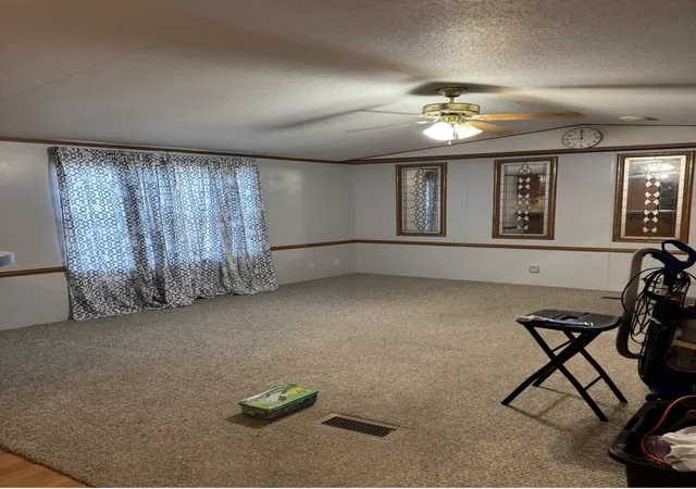Photo 3 of Manufactured home for sale at 6507 Barksdale Blvd #122, Bossier City, LA 71112 | MLS# 21379395 | Listing updated on 2026-09-16
