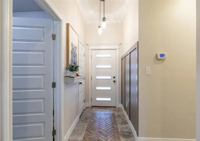 Photo 4 of Single family home for sale at 253 Hog Eye Rd, Abilene, TX 79602 | MLS# 21378886 | Listing updated on 2026-10-04