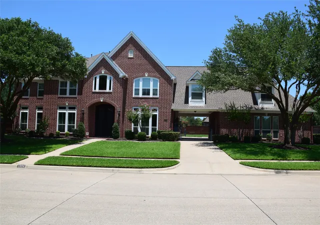 Photo 1 of Mansion for sale at 1804 Mesquite Ct, Southlake, TX 76092 | MLS# 21379631 | Listing updated on 2026-09-11