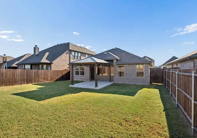 Photo 3 of Single family home for sale at 9916 Ginkgo Ln, Crowley, TX 76036 | MLS# 21380031 | Listing updated on 2026-09-11