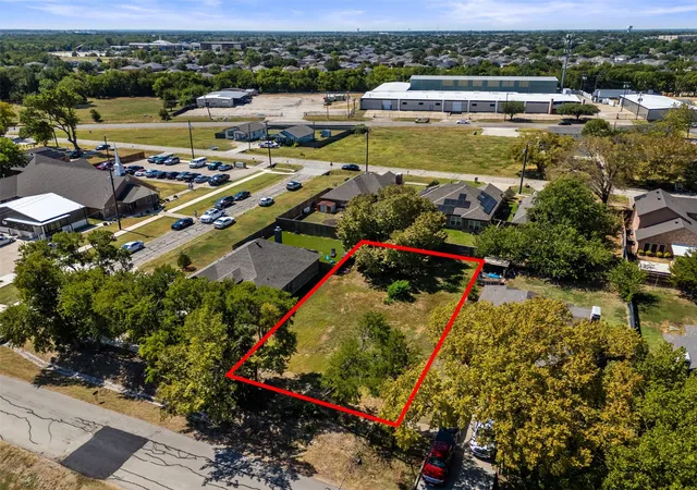 Photo 1 of Land for sale at 904 E Buffalo St, Forney, TX 75126 | MLS# 21380323 | Listing updated on 2026-09-08