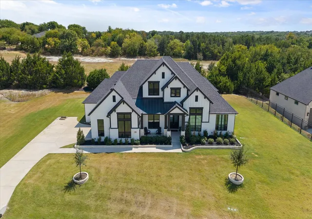 Photo 4 of Single family home for sale at 7850 Woodstream Rd, Midlothian, TX 76065 | MLS# 21371809 | Listing updated on 2026-09-08