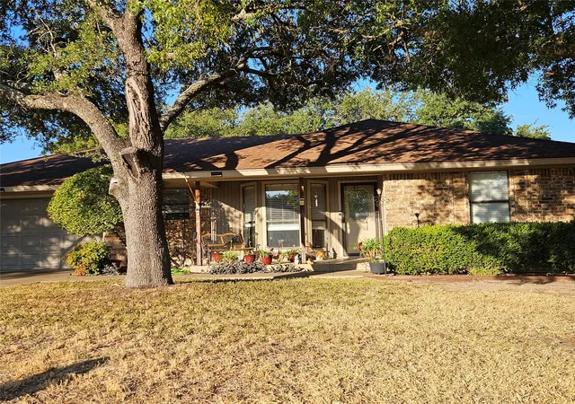 Photo 1 of Single family home for sale at 1418 Prairie Wind, Stephenville, TX 76401 | MLS# 21372953 | Listing updated on 2026-09-29