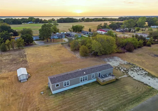 Photo 28 of Manufactured home for sale at 433 Anchor Ln, Gun Barrel City, TX 75156 | MLS# 21372210 | Listing updated on 2026-09-29