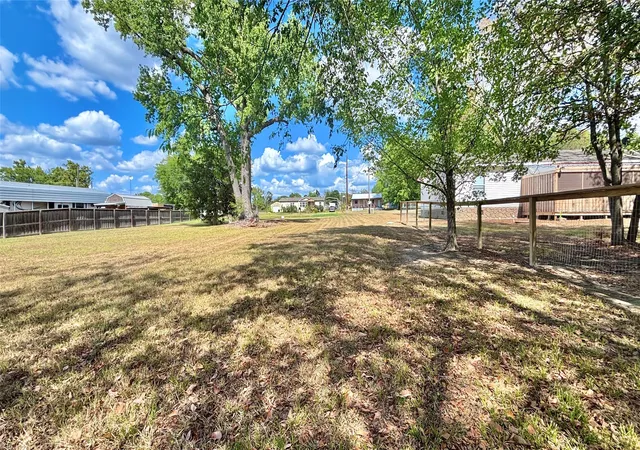 Photo 1 of Land for sale at 545 Arapaho Dr, Quitman, TX 75783 | MLS# 21380433 | Listing updated on 2026-09-11