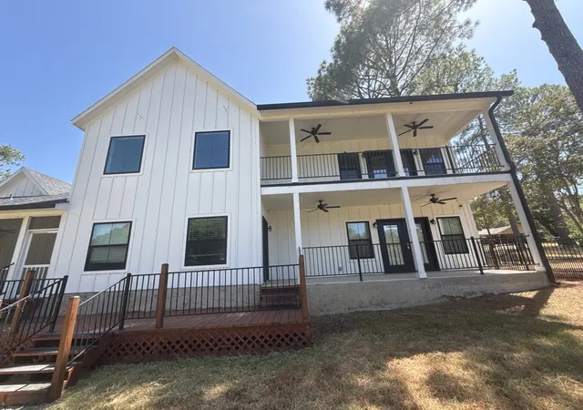 Photo 4 of Single family home for sale at 138 Sunset Dr, Gun Barrel City, TX 75156 | MLS# 21380437 | Listing updated on 2026-09-08