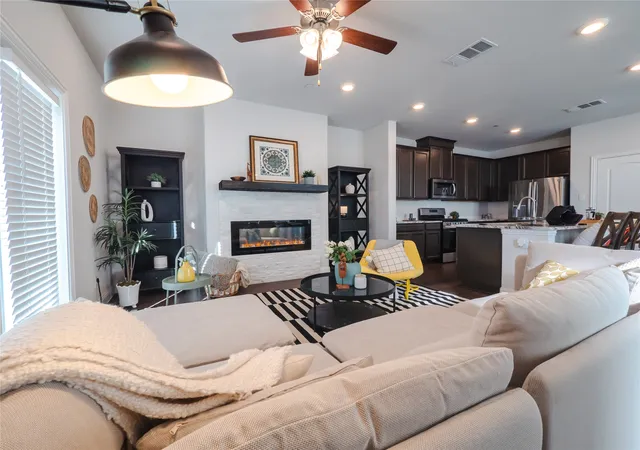 Photo 1 of Townhouse for sale at 2000 Naples Dr, Rowlett, TX 75088 | MLS# 21380442 | Listing updated on 2026-09-08