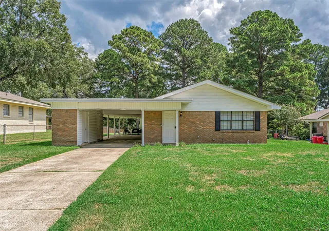 Photo 1 of Sale Pending at 706 Claiborne St, Minden, LA 71055 | MLS# 21380451 | Listing updated on 2026-09-10