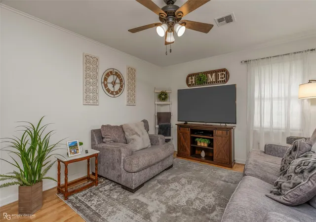 Photo 3 of Sale Pending at 706 Claiborne St, Minden, LA 71055 | MLS# 21380451 | Listing updated on 2026-09-10