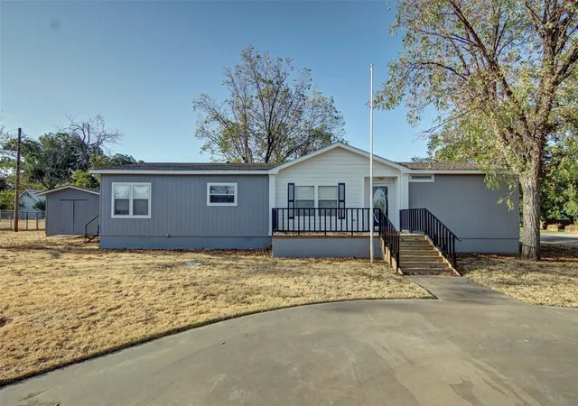 Photo 3 of Manufactured home for sale at 1200 1st Street, Graham, TX 76450 | MLS# 21377381 | Listing updated on 2026-09-29