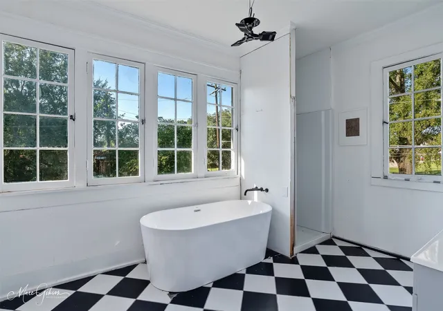 Photo 2 of Single family home for sale at 159 Lister St, Shreveport, LA 71101 | MLS# 21379009 | Listing updated on 2026-09-11
