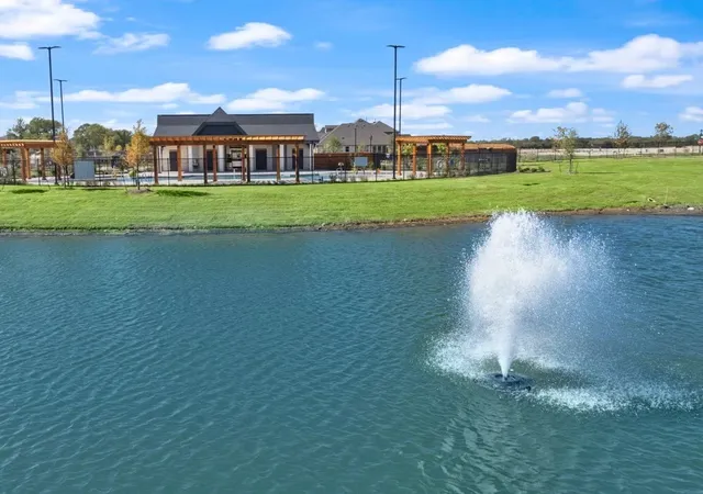 Photo 3 of Single family home for sale at 1921 Willowhurst Ln, Anna, TX 75409 | MLS# 21380459 | Listing updated on 2026-10-01