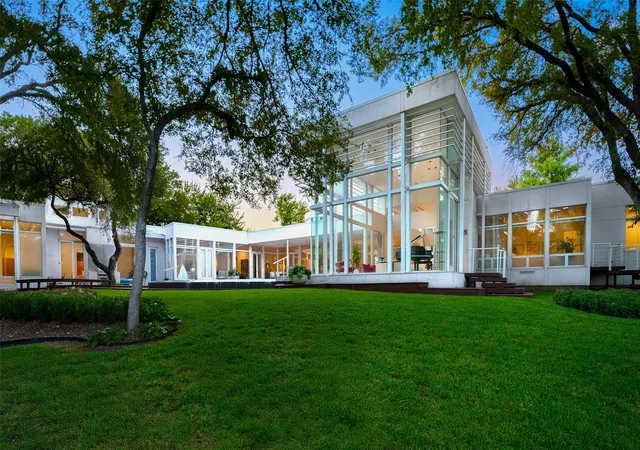 Photo 3 of Mansion for sale at 4130 Cochran Chapel, Dallas, TX 75209 | MLS# 21380226 | Listing updated on 2026-09-11