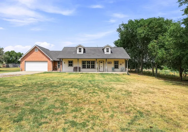 Photo 3 of Single family home for sale at 10431 County Rd 491, Princeton, TX 75407 | MLS# 21379159 | Listing updated on 2026-09-09