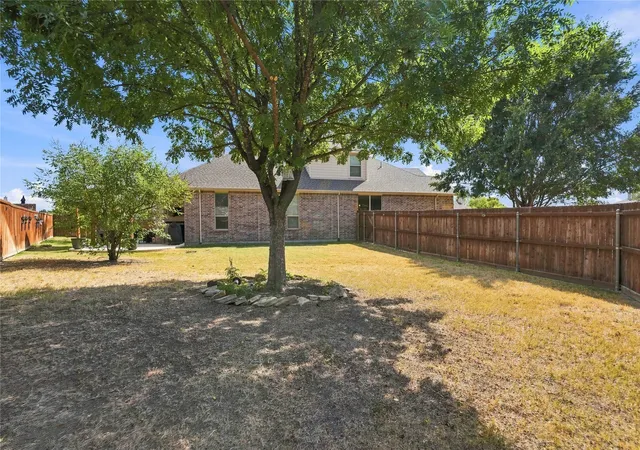 Photo 3 of Single family home for sale at 9452 Drovers View Trl, Fort Worth, TX 76131 | MLS# 21378035 | Listing updated on 2026-09-27
