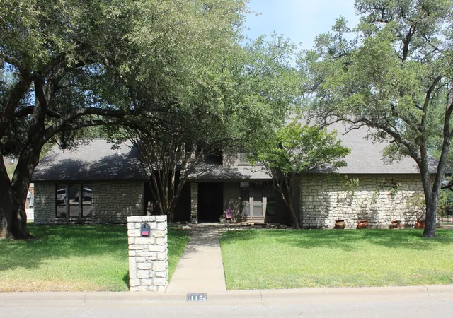 Photo 2 of Single family home for sale at 115 Sandra Palmer St, Stephenville, TX 76401 | MLS# 21380540 | Listing updated on 2026-09-08
