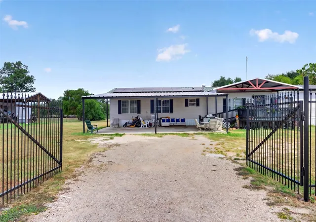 Manufactured home for sale at 38 County Rd 2299, Sulphur Springs, TX 75482 | MLS# 21380562