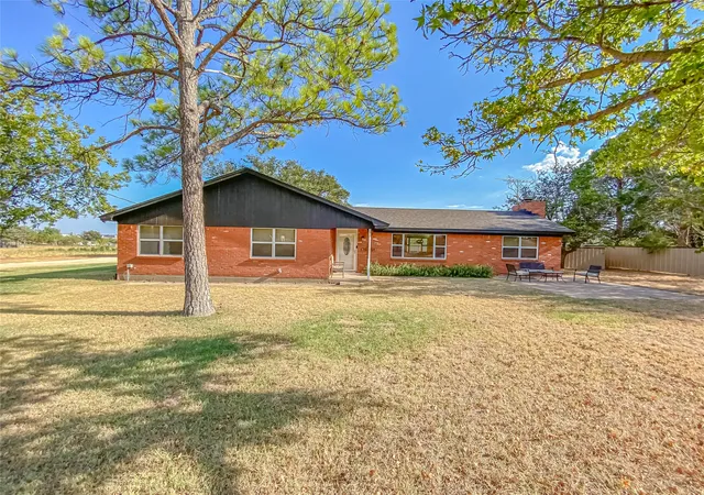 Photo 2 of Single family home for sale at 309 County Rd 370, Sweetwater, TX 79556 | MLS# 21375320 | Listing updated on 2026-10-05