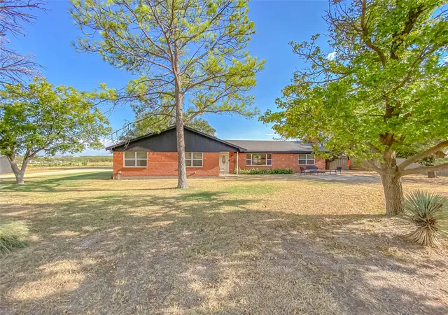 Photo 3 of Single family home for sale at 309 County Rd 370, Sweetwater, TX 79556 | MLS# 21375320 | Listing updated on 2026-10-05