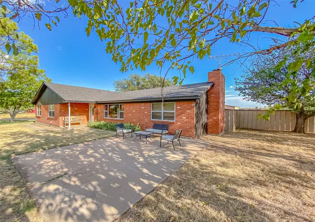 Photo 3 of Single family home for sale at 309 County Rd 370, Sweetwater, TX 79556 | MLS# 21375320 | Listing updated on 2026-10-05