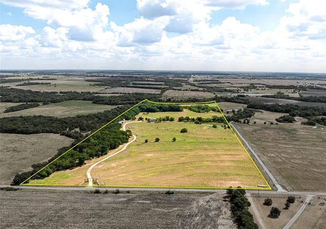 Photo 1 of Land for sale at 3182 Lovers Leap Ln, Gunter, TX 75058 | MLS# 21380154 | Listing updated on 2026-09-25