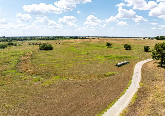 Photo 4 of Land for sale at 3182 Lovers Leap Ln, Gunter, TX 75058 | MLS# 21380154 | Listing updated on 2026-09-25