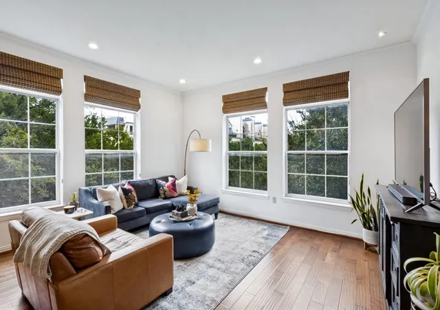 Photo 4 of Condo for sale at 2305 Worthington St #206A, Dallas, TX 75204 | MLS# 21378982 | Listing updated on 2026-09-11