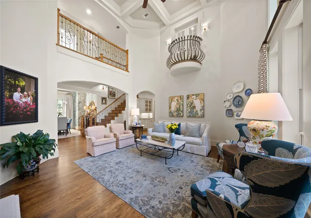 Photo 4 of Sale Pending at 1950 Stonehill Dr, Tyler, TX 75703 | MLS# 21380582 | Listing updated on 2026-10-02