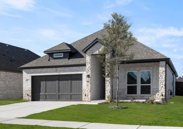 Photo 2 of Single family home for sale at 2136 Valencia Dr, Little Elm, TX 75068 | MLS# 21380635 | Listing updated on 2026-09-09