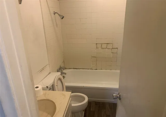 Photo 4 of Single family home for sale at 1626 Spring Lake Dr, Mesquite, TX 75149 | MLS# 21380514 | Listing updated on 2026-09-11