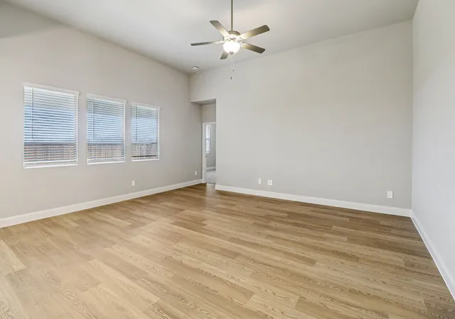 Photo 4 of Single family home for sale at 4104 Benbrook Dr, Farmersville, TX 75442 | MLS# 21379984 | Listing updated on 2026-09-14