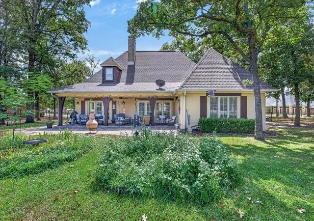 Photo 1 of Single family home for sale at 257 Saint Andrews Dr E, Mabank, TX 75156 | MLS# 21380684 | Listing updated on 2026-09-09
