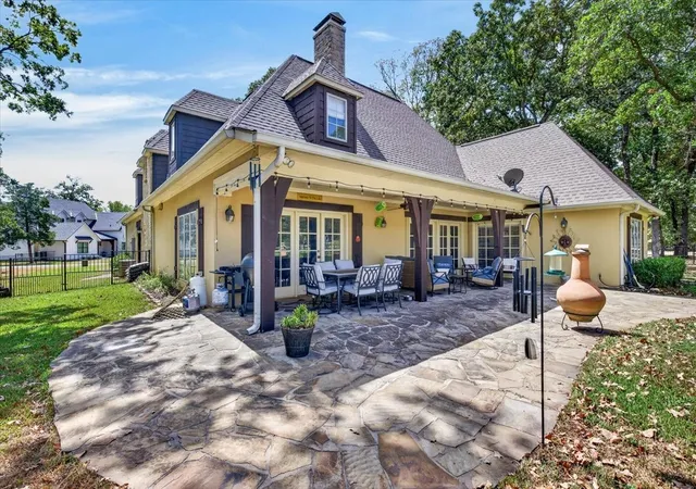 Photo 3 of Single family home for sale at 257 Saint Andrews Dr E, Mabank, TX 75156 | MLS# 21380684 | Listing updated on 2026-09-09
