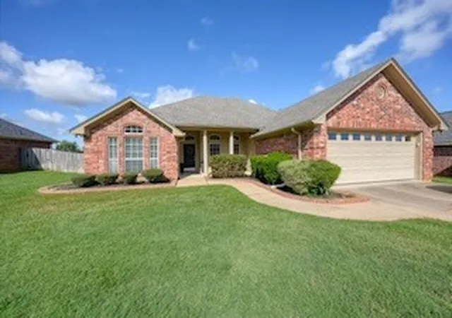 Photo 1 of Single family home for sale at 16594 Beauregard Dr, Tyler, TX 75703 | MLS# 21374233 | Listing updated on 2026-10-05