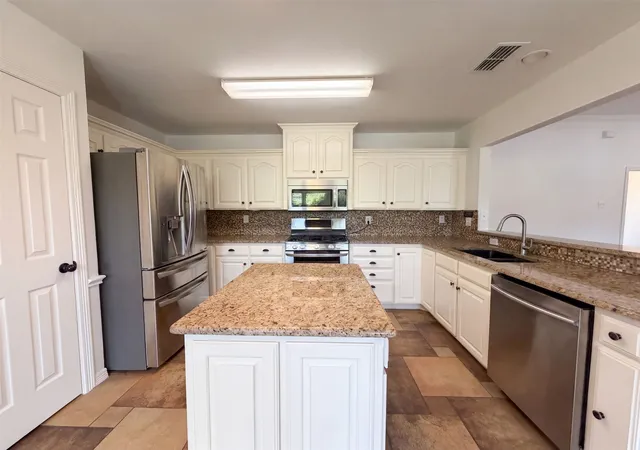 Photo 2 of Sale Pending at 1623 W Pleasant Dr, Midlothian, TX 76065 | MLS# 21378813 | Listing updated on 2026-09-29