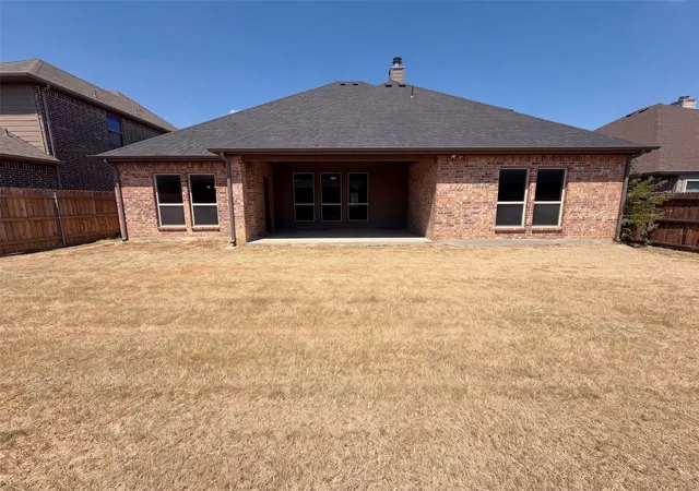 Photo 4 of Single family home for sale at 1683 St Croix St, Burleson, TX 76028 | MLS# 21377545 | Listing updated on 2026-09-09