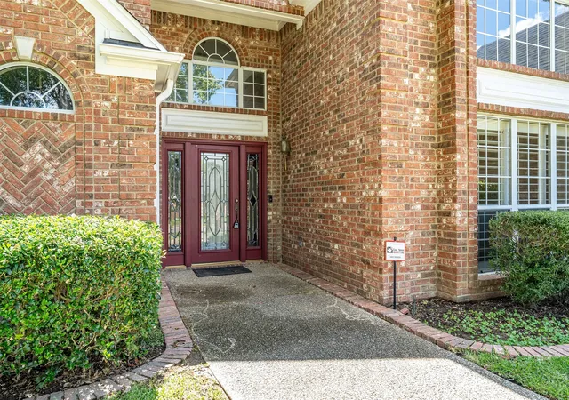 Photo 3 of Single family home for sale at 602 Paloma, Tyler, TX 75703 | MLS# 21380695 | Listing updated on 2026-09-09