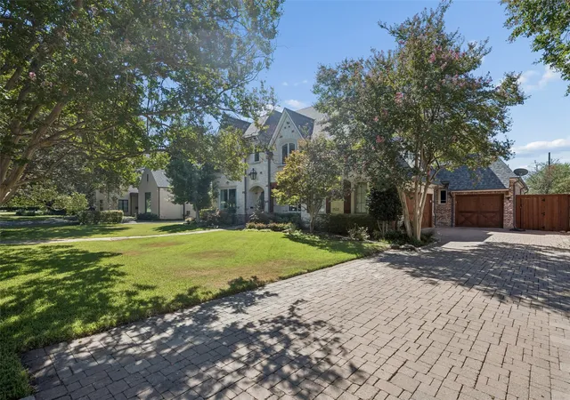 Photo 2 of Mansion for sale at 6130 Lavendale Ave, Dallas, TX 75230 | MLS# 21380258 | Listing updated on 2026-09-09