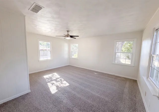 Photo 3 of Sale Pending at 3802 Poinsettia Dr, Dallas, TX 75211 | MLS# 21375559 | Listing updated on 2026-09-25