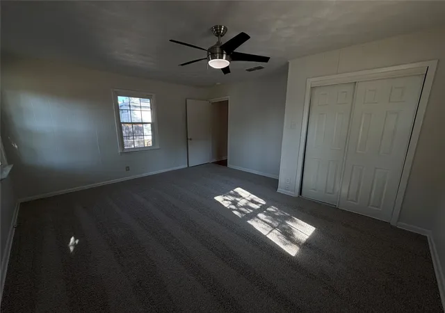 Photo 3 of Sale Pending at 3802 Poinsettia Dr, Dallas, TX 75211 | MLS# 21375559 | Listing updated on 2026-09-25