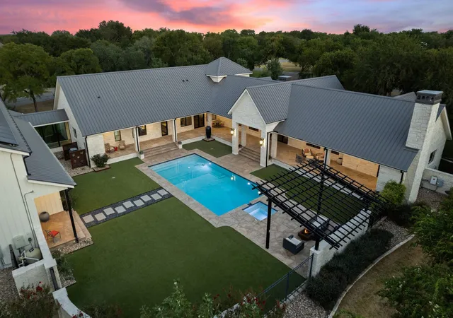 Photo 2 of Mansion for sale at 2025 Running Crk Dr, Salado, TX 76571 | MLS# 21380676 | Listing updated on 2026-09-09