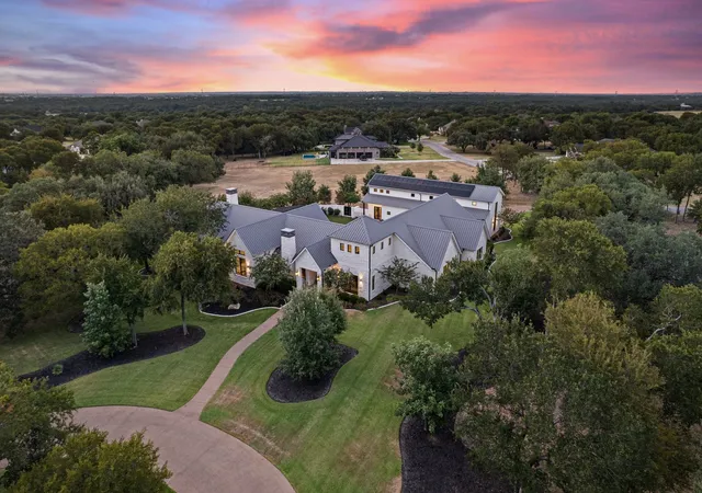 Photo 3 of Mansion for sale at 2025 Running Crk Dr, Salado, TX 76571 | MLS# 21380676 | Listing updated on 2026-09-09