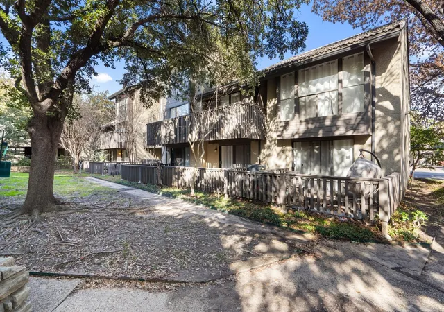 Photo 2 of Condo for sale at 4533 N O Connor Rd #2208, Irving, TX 75062 | MLS# 21379029 | Listing updated on 2026-09-14