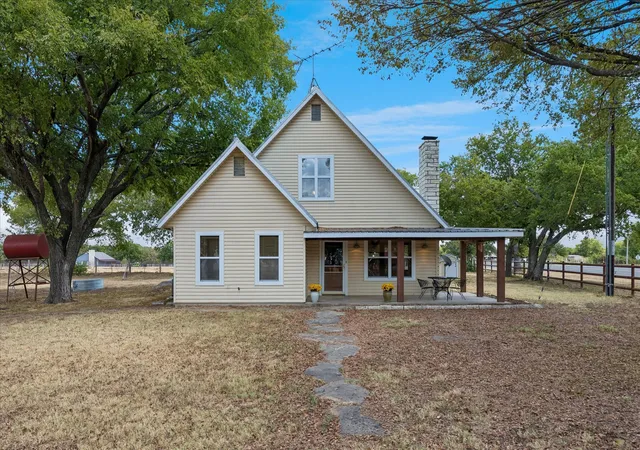 Photo 3 of Single family home for sale at TX | 16927 W Fm 922,TX 76263 | MLS# 21331306 | Listing updated on 2026-10-02