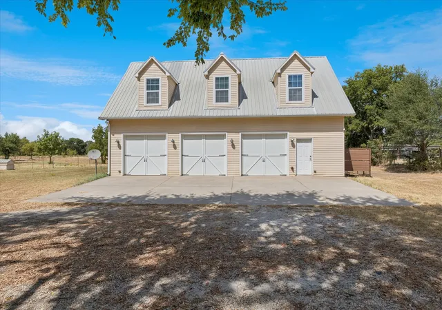 Photo 3 of Single family home for sale at TX | 16927 W Fm 922,TX 76263 | MLS# 21331306 | Listing updated on 2026-10-02