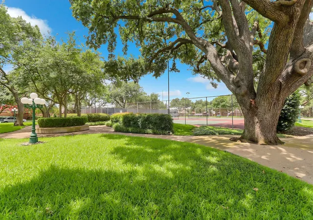 Photo 3 of Townhouse for sale at 3132 San Sebastian Dr, Carrollton, TX 75006 | MLS# 21380756 | Listing updated on 2026-09-11